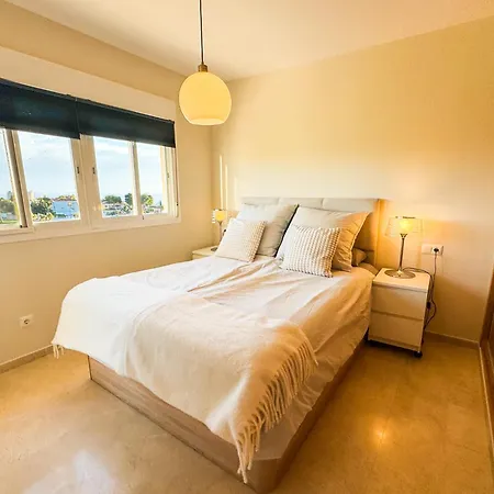 Atico Baviera Golf Apartment *